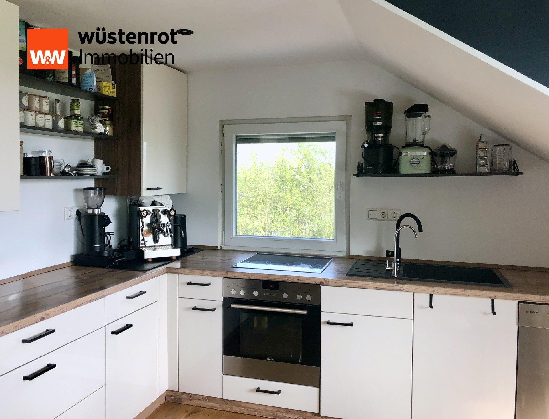 Immobilienangebot - Göppingen-Holzheim - Alle - * Göppingen-Holzheim 3 Zi-Wohnung * 
nähe B 10   auch als Kapitalanlage interessant *
