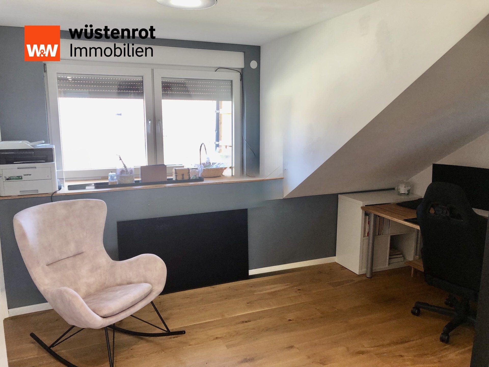 Immobilienangebot - Göppingen-Holzheim - Alle - * Göppingen-Holzheim 3 Zi-Wohnung * 
nähe B 10   auch als Kapitalanlage interessant *