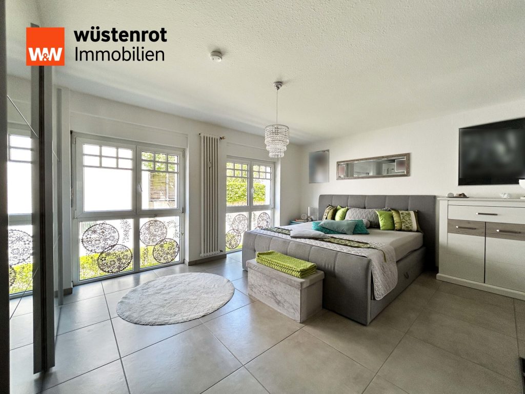 Immobilienangebot - Singen - Alle - SPEKTAKULÄR. Moderne 3 Zimmer auf 80 m².
Mit beeindruckender Galerie. Eigener Balkon
und Terrasse.