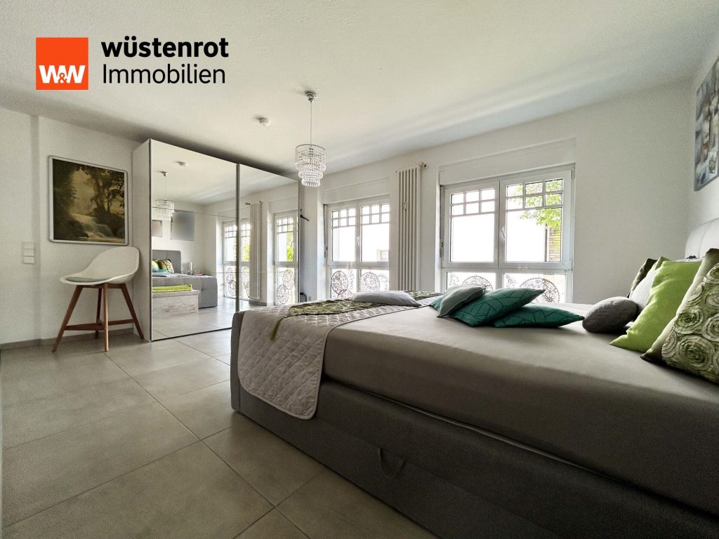 Immobilienangebot - Singen - Alle - SPEKTAKULÄR. Moderne 3 Zimmer auf 80 m².
Mit beeindruckender Galerie. Eigener Balkon
und Terrasse.