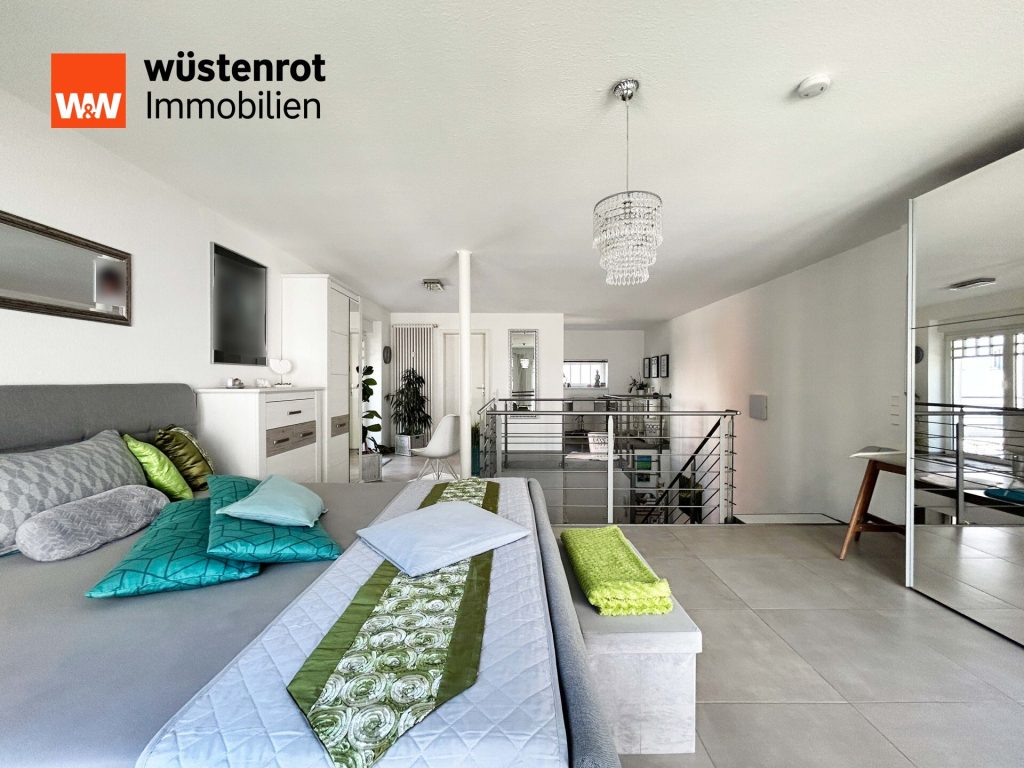 Immobilienangebot - Singen - Alle - SPEKTAKULÄR. Moderne 3 Zimmer auf 80 m².
Mit beeindruckender Galerie. Eigener Balkon
und Terrasse.