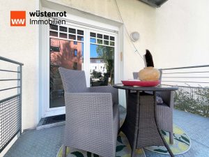 Immobilienangebot - Singen - Alle - SPEKTAKULÄR. Moderne 3 Zimmer auf 80 m².
Mit beeindruckender Galerie. Eigener Balkon
und Terrasse.