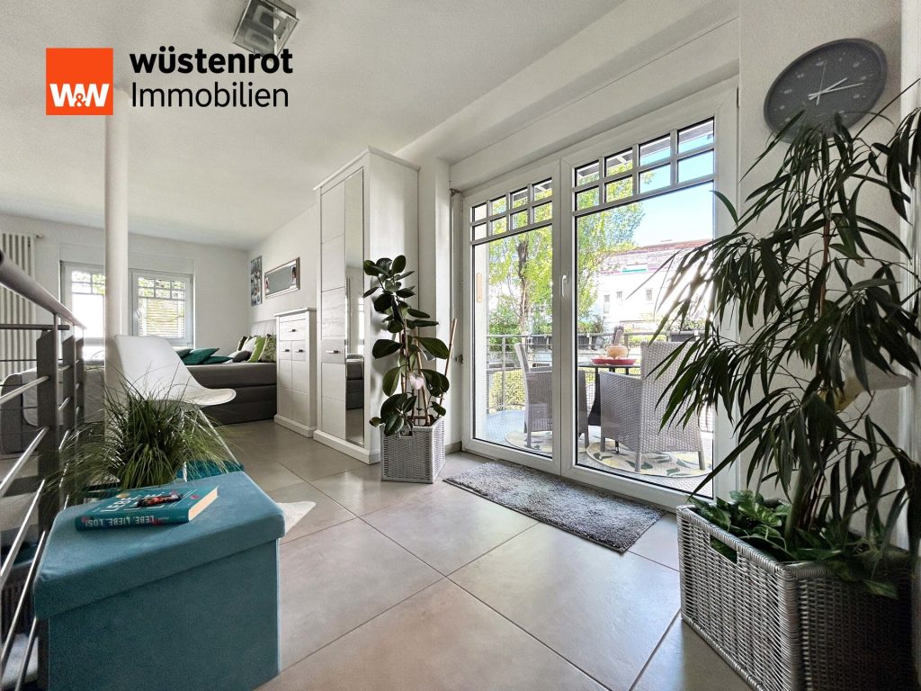 Immobilienangebot - Singen - Alle - SPEKTAKULÄR. Moderne 3 Zimmer auf 80 m².
Mit beeindruckender Galerie. Eigener Balkon
und Terrasse.