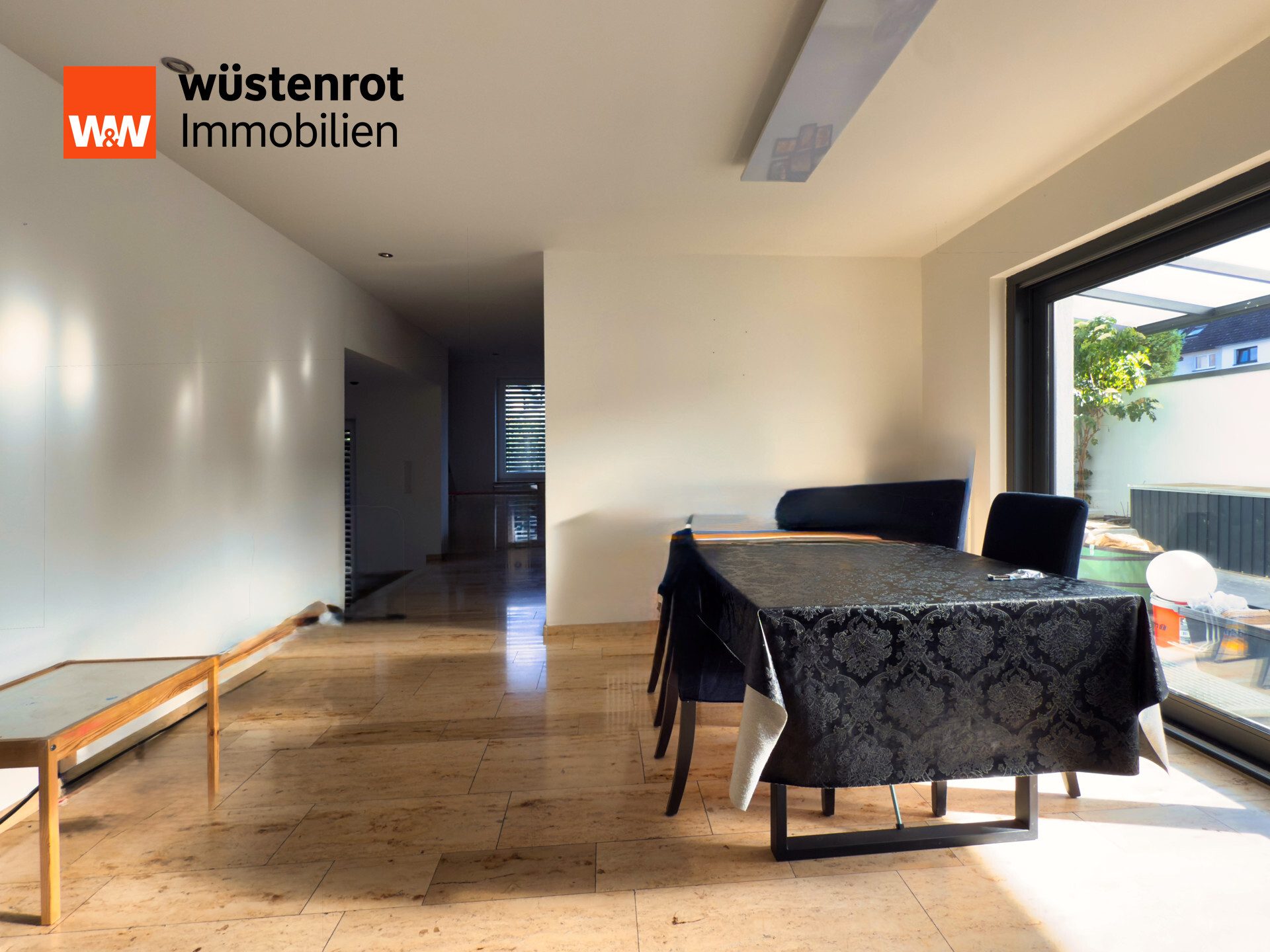 Immobilienangebot - Rodenbach - Alle - Luxuriöses Traumhaus mit Sanierungsbedarf