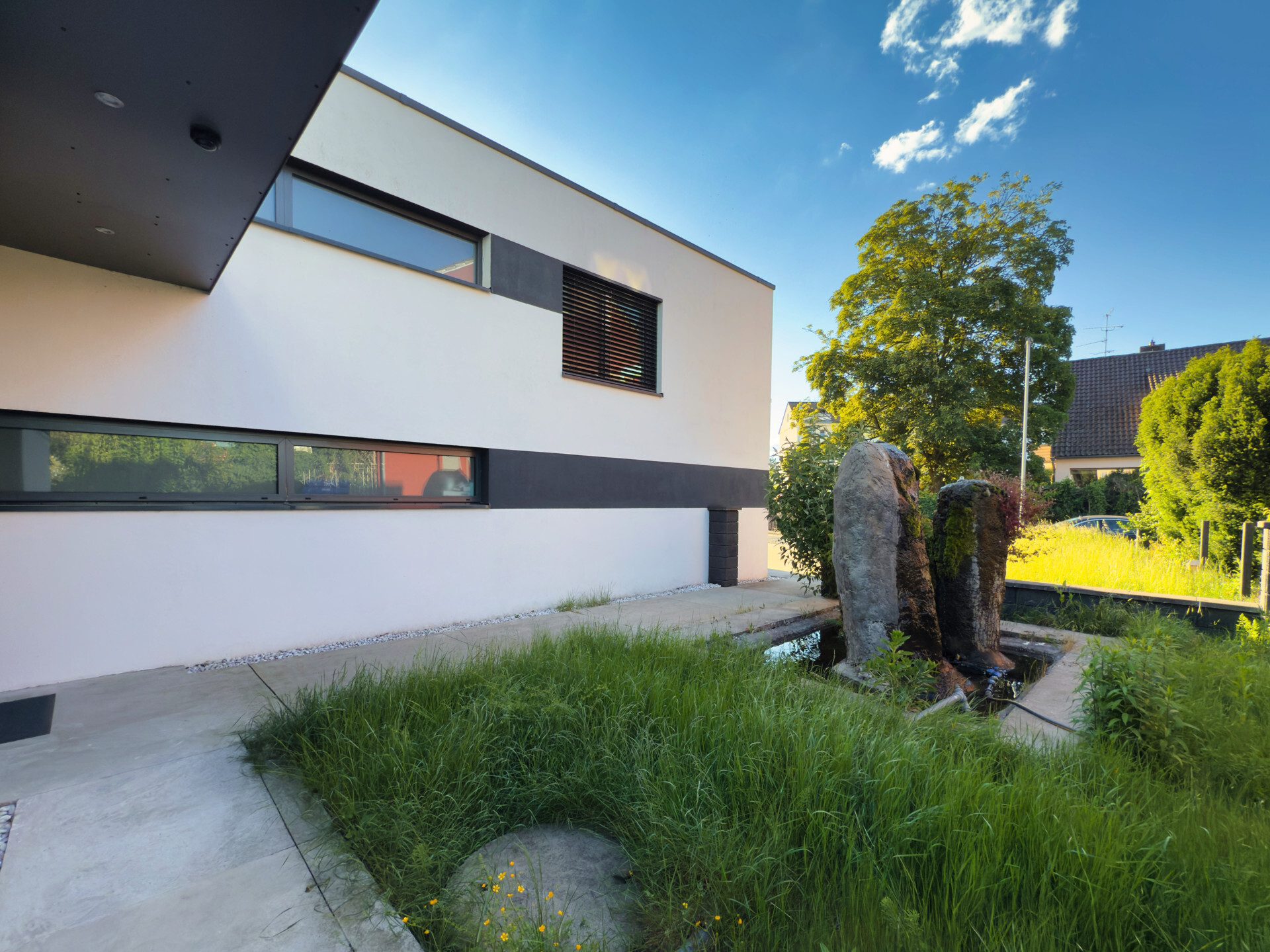 Immobilienangebot - Rodenbach - Alle - Luxuriöses Traumhaus mit Sanierungsbedarf
