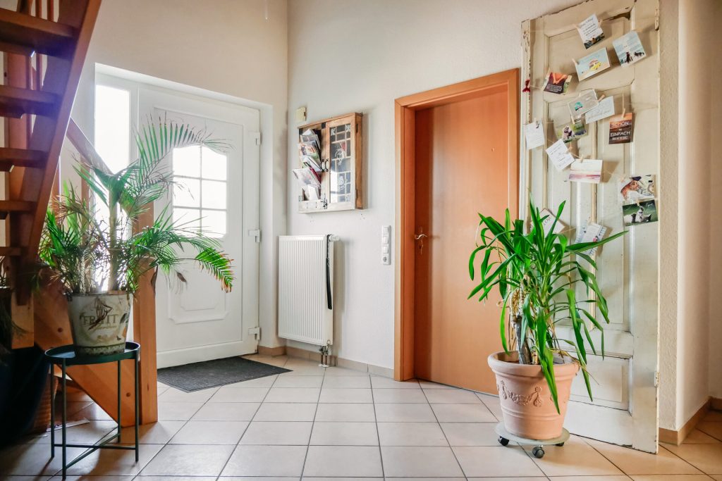 Immobilienangebot - Seedorf - Alle - Gepflegter Wohntraum mit Terrasse, Galerie und Wohlfühlfaktor