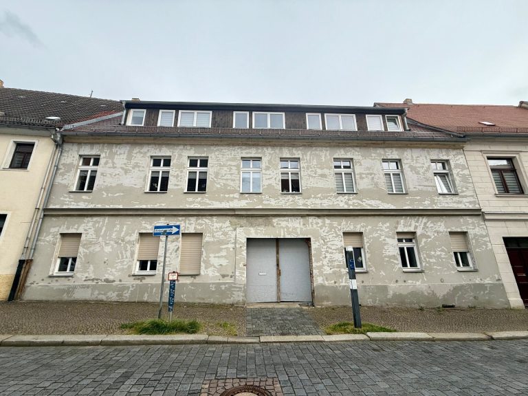 Immobilienangebot - Torgau - Alle - Mehrfamilienhaus mit 7 Einheiten in der Altstadt von Torgau – Ideal für Pension, Wohnen oder Kapitalanlage