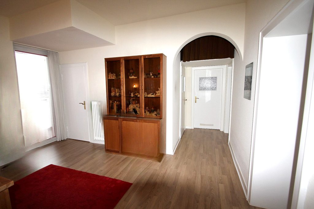Immobilienangebot - Düsseldorf - Alle - Eleganz und Charme: Schöne Altbauwohnung mit Balkon im Zooviertel