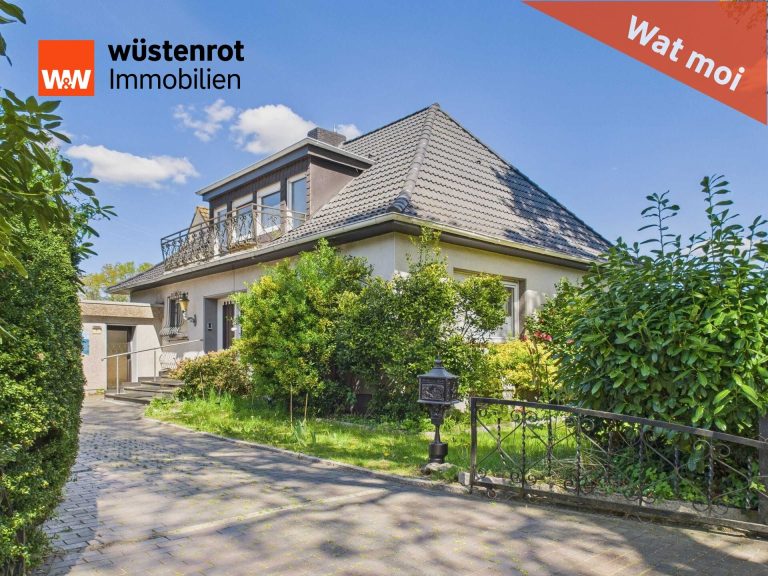 Immobilienangebot - Holtland / Holtlander Nücke - Alle - Ein Haus mit Geschichte & Gefühl: 7 Zimmer, ca. 204 m² Wohnfläche, ELW & Stuck-Charme in Holtland