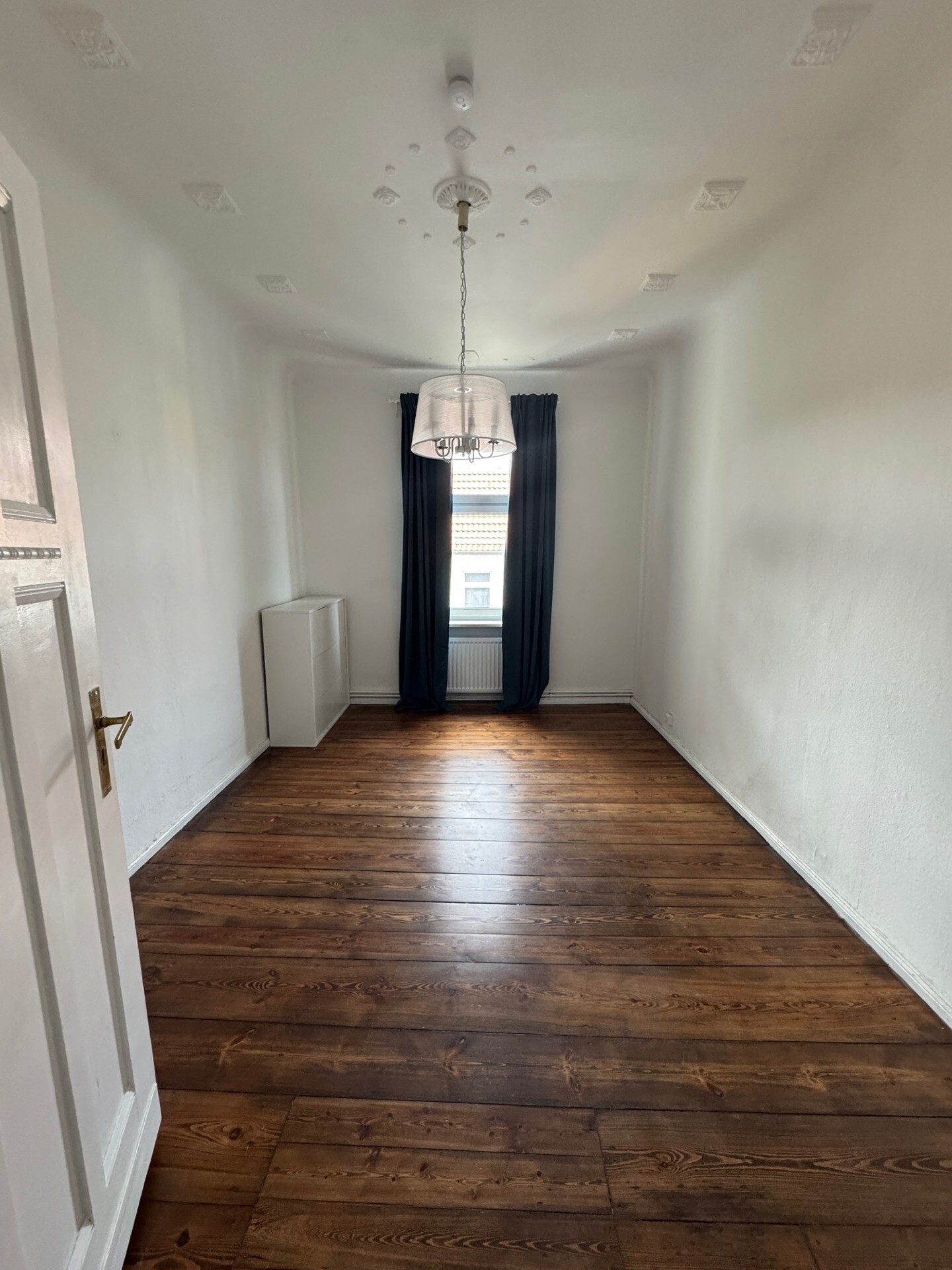 Immobilienangebot - Berlin / Reinickendorf - Alle - RESERVIERT! Sanierungsbedürftige, gut geschnittene 3-Zimmer ETW nahe Am Schäfersee in Reinickendorf