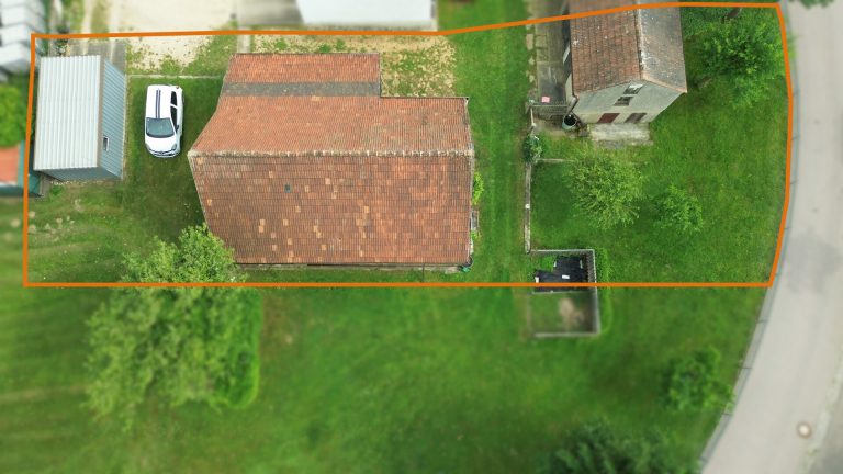 Immobilienangebot - Regensburg - Alle - Gebäude- und Freifläche mit Entwicklungsmöglichkeiten in attraktiver Lage