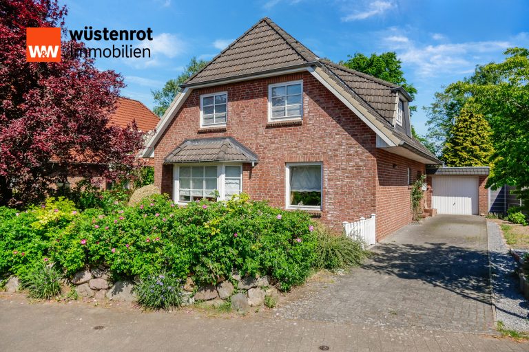 Immobilienangebot - Neumünster / Tungendorf - Alle - Ein Familienhaus für Genießer - Wunderschönes Einfamilienhaus in bester, verkehrsberuhigter Lage