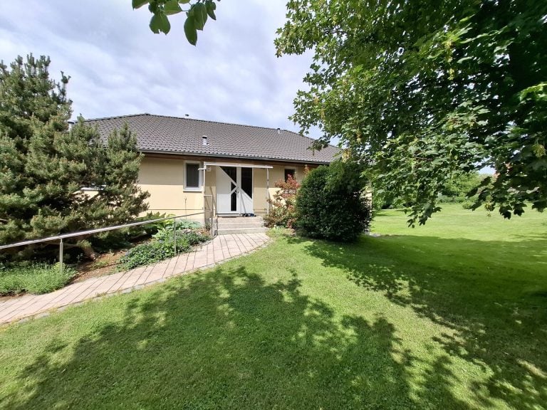 Immobilienangebot - Göda - Alle - Exklusives Einfamilienhaus mit gehobener Ausstattung am Rande von Bautzen