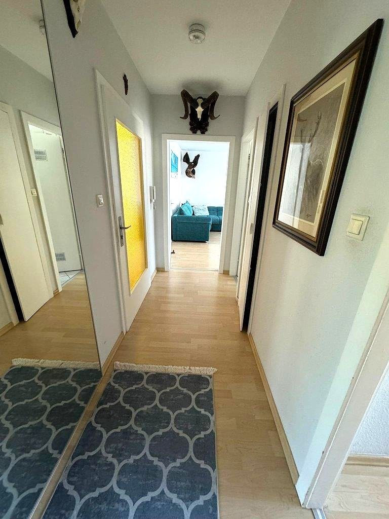 Immobilienangebot - Offenbach - Alle - Gepflegte, sukzessive modernisierte Kapitalanlage mit 9 Wohneinheiten und 6 Garagen in Top Lage!