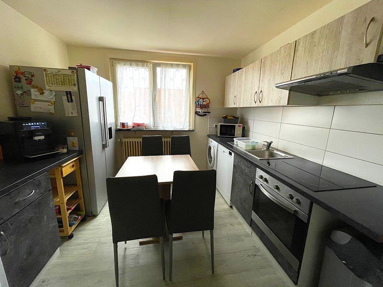 Immobilienangebot - Offenbach - Alle - Gepflegte, sukzessive modernisierte Kapitalanlage mit 9 Wohneinheiten und 6 Garagen in Top Lage!