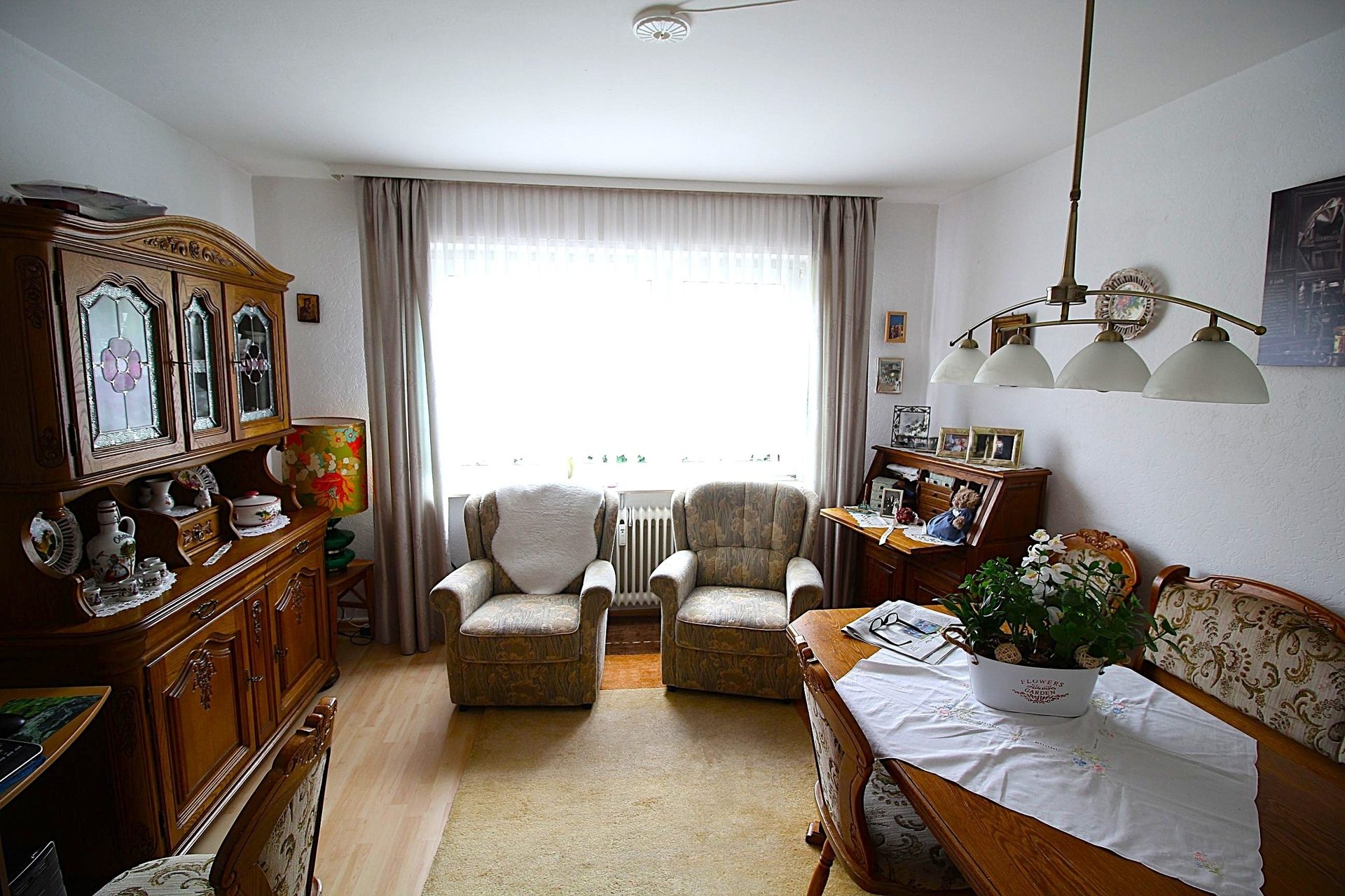 Immobilienangebot - Offenbach - Alle - Gepflegte, sukzessive modernisierte Kapitalanlage mit 9 Wohneinheiten und 6 Garagen in Top Lage!