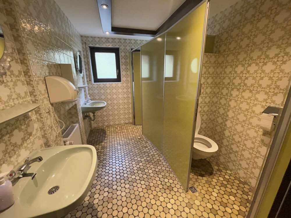 Immobilienangebot - Oberharmersbach - Alle - Großes Wohnhaus mit Gastronomie