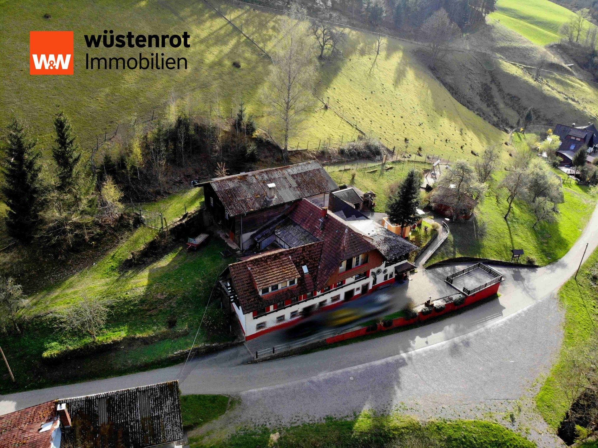Immobilienangebot - Oberharmersbach - Alle - Großes Wohnhaus mit Gastronomie