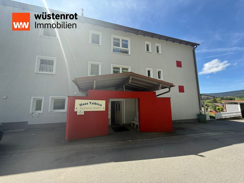 Immobilienangebot - Bischofsmais - Alle - Helle 1,5-Zimmerwohnung mit großem Südbalkon und herrlichem Ausblick
