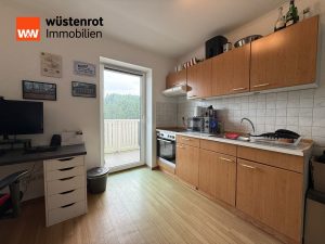 Immobilienangebot - Bischofsmais - Alle - Helle 1,5-Zimmerwohnung mit großem Südbalkon und herrlichem Ausblick