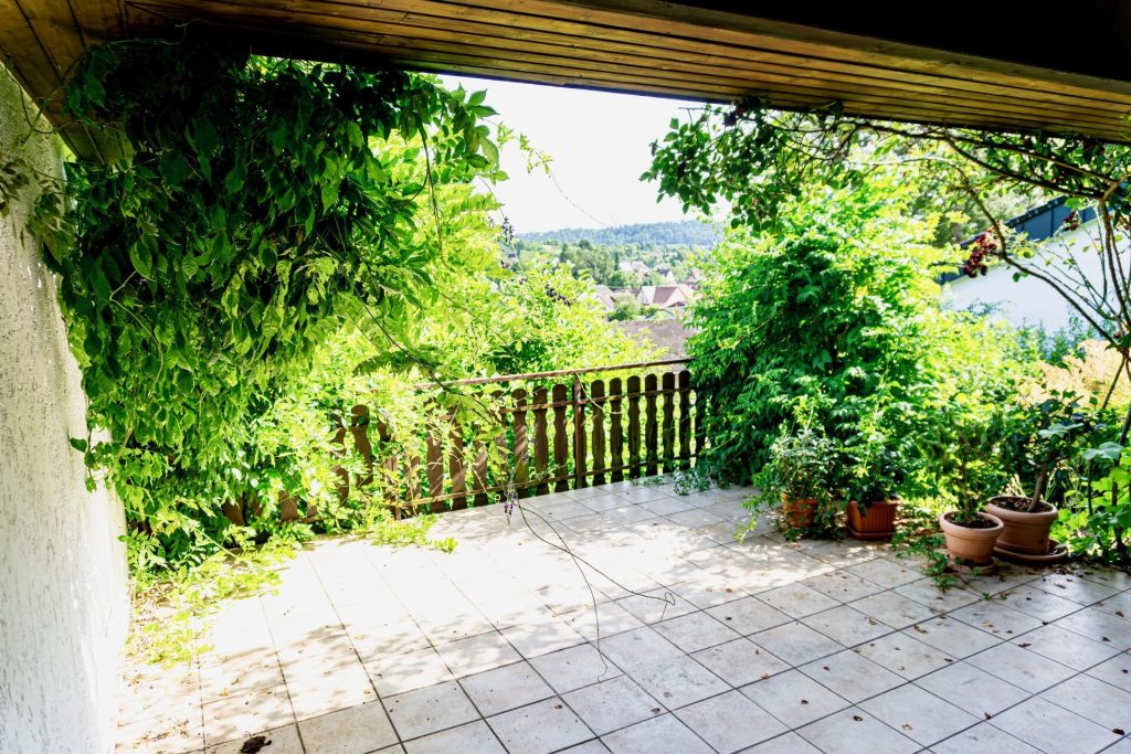 Immobilienangebot - Oberstenfeld - Alle - In herrlicher Randlage - Einfamilienbungalow mit großartiger Aussicht
