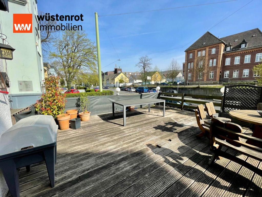 Immobilienangebot - Hagen - Alle - Erdgeschoss-Wohnung mit riesiger Terrasse in zentrumsnaher Lage von Haspe!