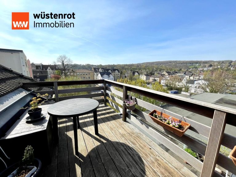 Immobilienangebot - Hagen - Alle - Solide vermietete DG-Wohnung in Ha-Haspe, mit Balkon, Kamin und Stellplatz