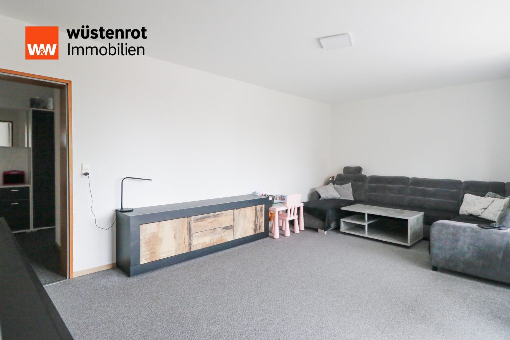 Immobilienangebot - Schönwald - Alle - Gepflegte, vermietete 3-Zimmerwohnung in ruhiger Lage von Schönwald.