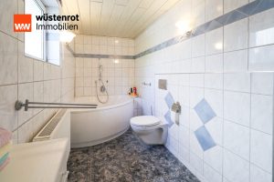 Immobilienangebot - Stadtsteinach - Alle - Wo Tier und Mensch Willkommen sind! Einfamilienhaus mit reichlich Platz in ländlicher Lage.