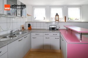 Immobilienangebot - Stadtsteinach - Alle - Wo Tier und Mensch Willkommen sind! Einfamilienhaus mit reichlich Platz in ländlicher Lage.
