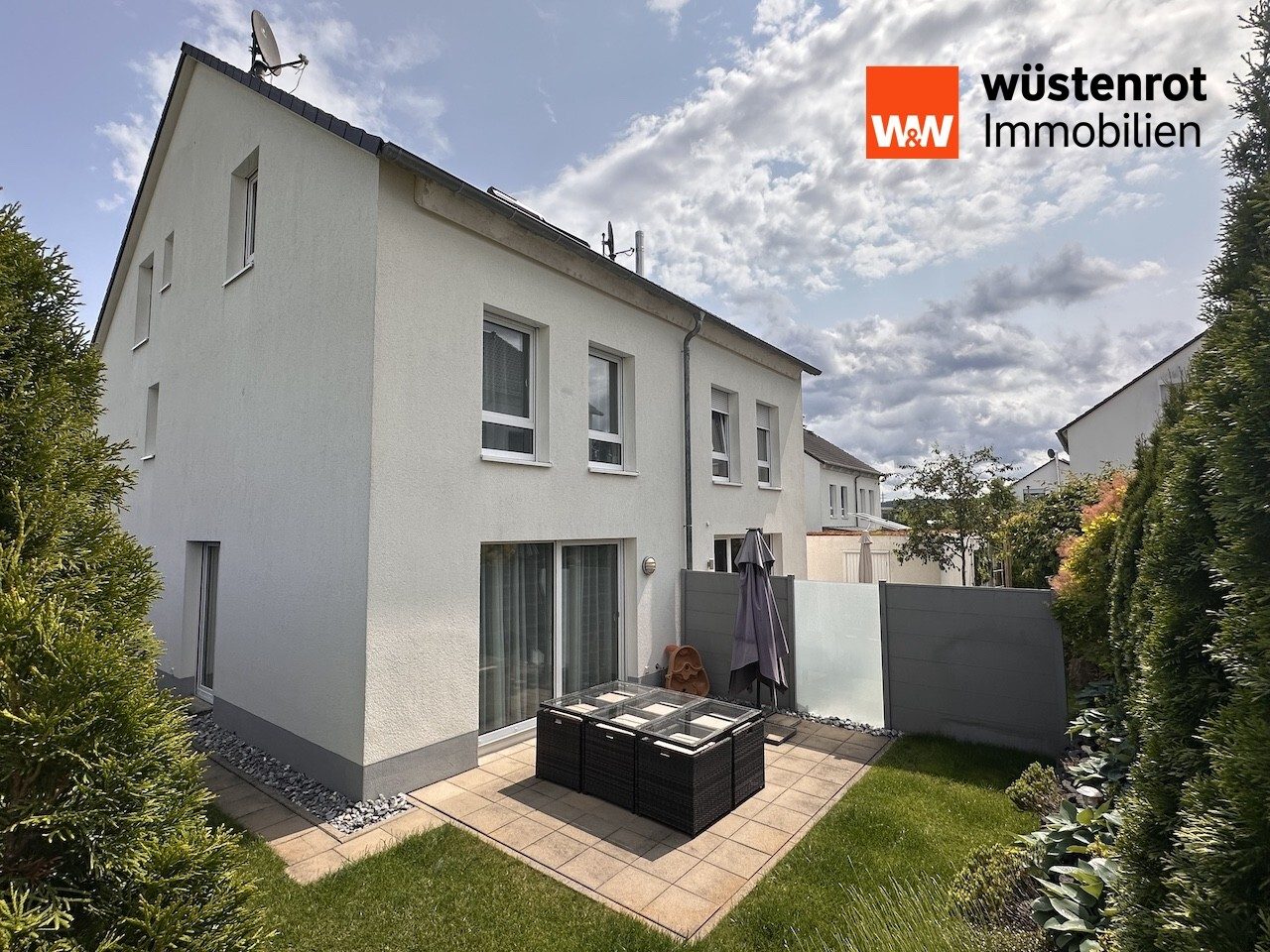 Immobilienangebot - Backnang / Waldrems - Alle - Top Haus - Top Lage - Top Zustand - Hier stimmt alles!