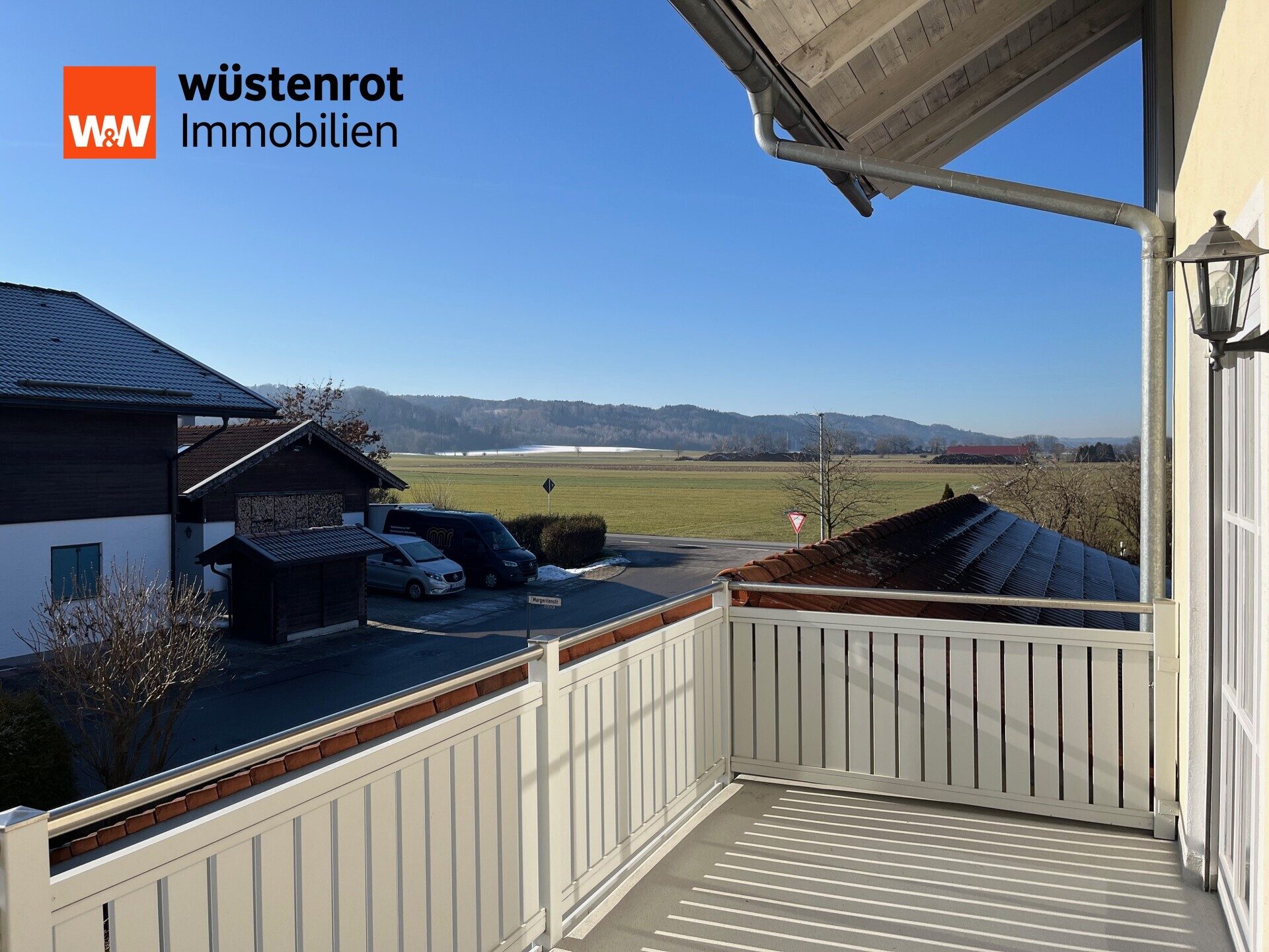 Immobilienangebot - Bruckmühl - Alle - 2-Zimmer- Etagenwohnung  mit großem Balkon in Bruckmühl zu verkaufen