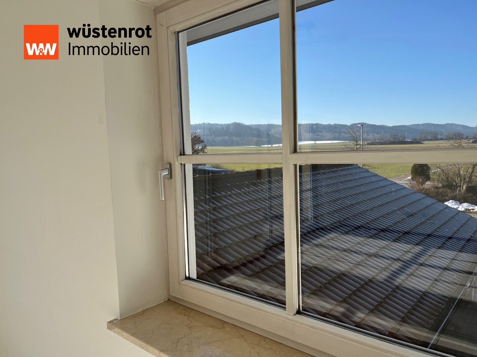 Immobilienangebot - Bruckmühl - Alle - 2-Zimmer- Etagenwohnung  mit großem Balkon in Bruckmühl zu verkaufen