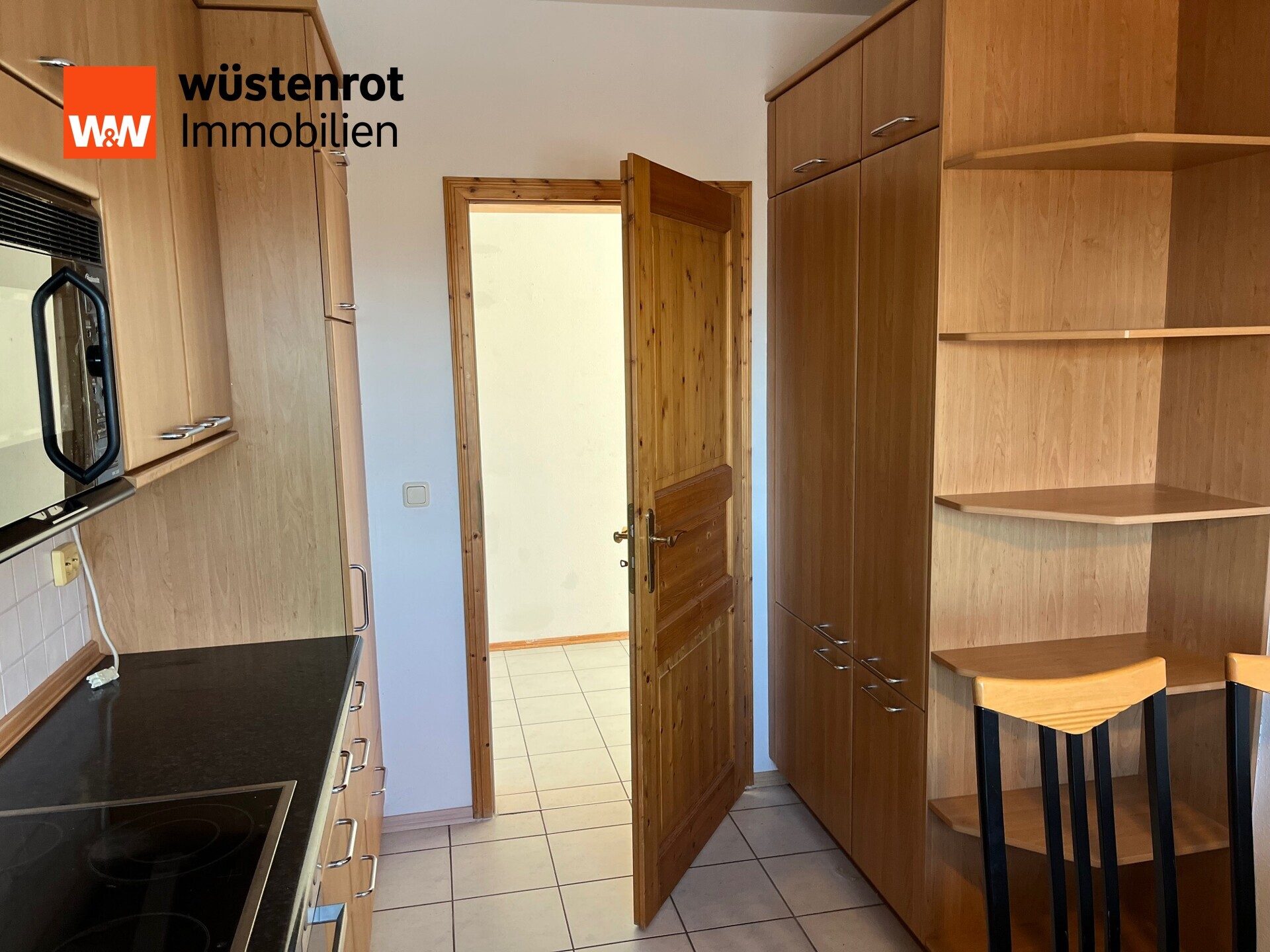 Immobilienangebot - Bruckmühl - Alle - 2-Zimmer- Etagenwohnung  mit großem Balkon in Bruckmühl zu verkaufen