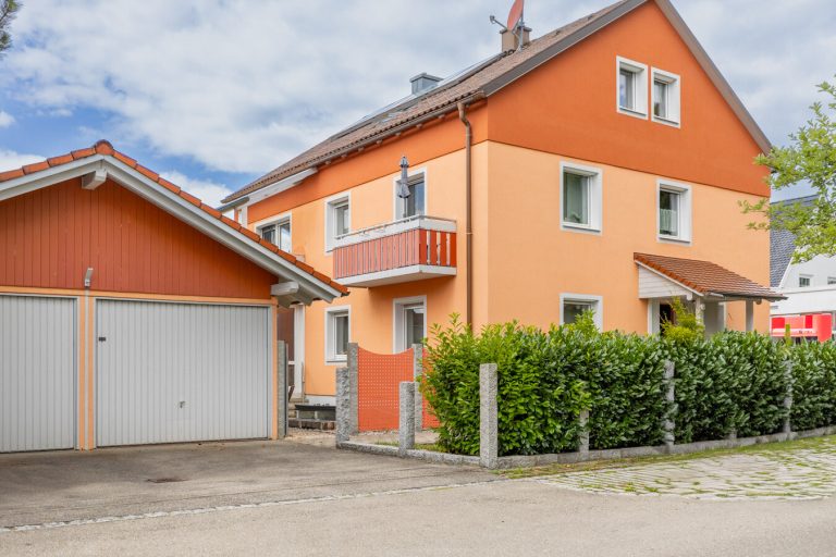 Immobilienangebot - Kaufbeuren - Alle - Zwei bis drei Wohneinheiten, ein Konzept – modernisiert, effizient, bereit für Morgen!