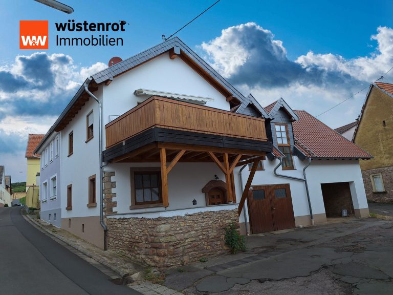 Immobilienangebot - Frei-Laubersheim - Alle - --- Kaufen, Streichen, Einziehen!!! ---
schönes Einfamilienhaus im alten Ortskern
