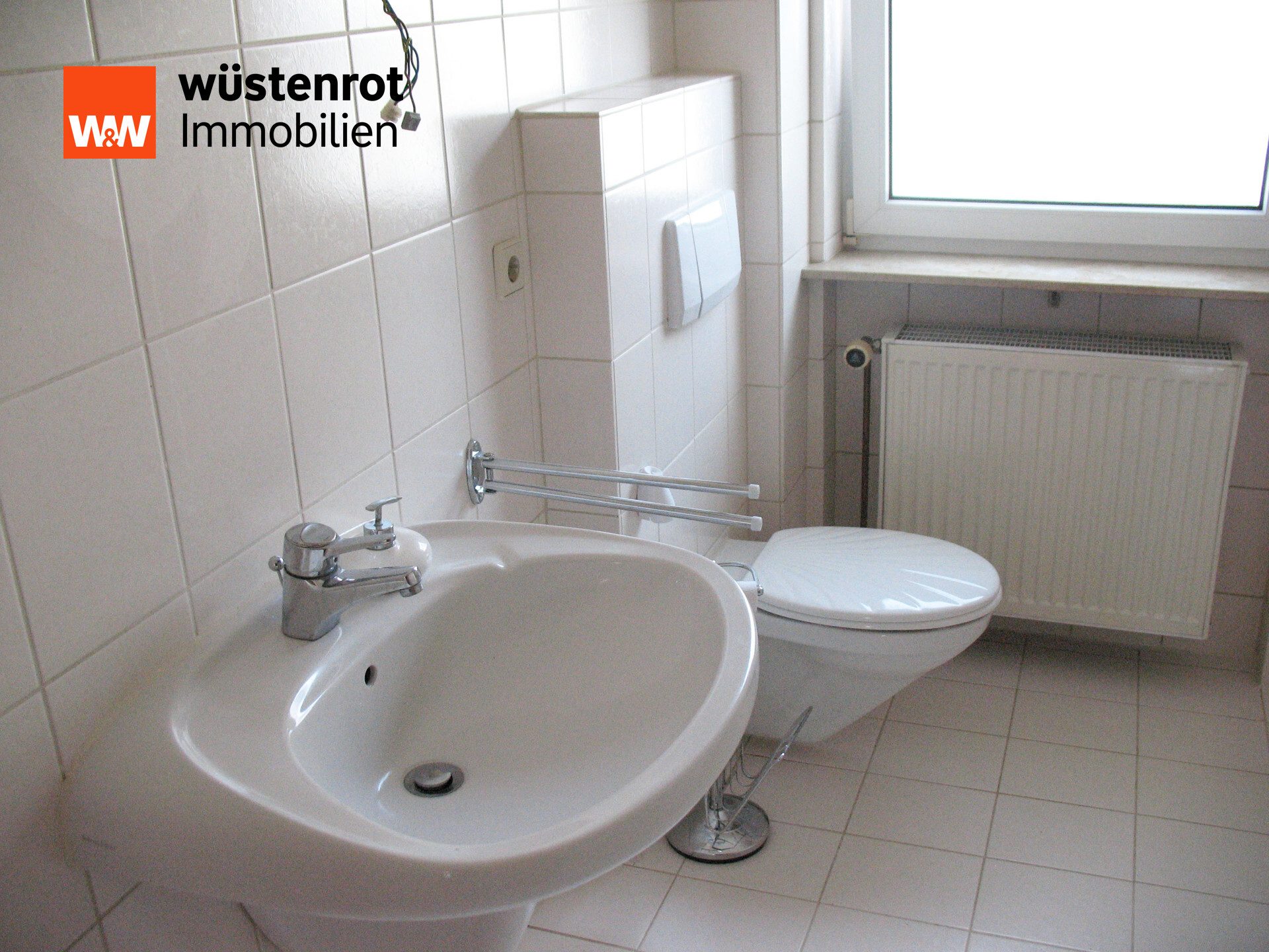 Immobilienangebot - Leimersheim - Alle - Gepflegtes Mehrfamilienhaus mit 4 Einheiten - voll vermietet, ruhige Lage in Leimersheim