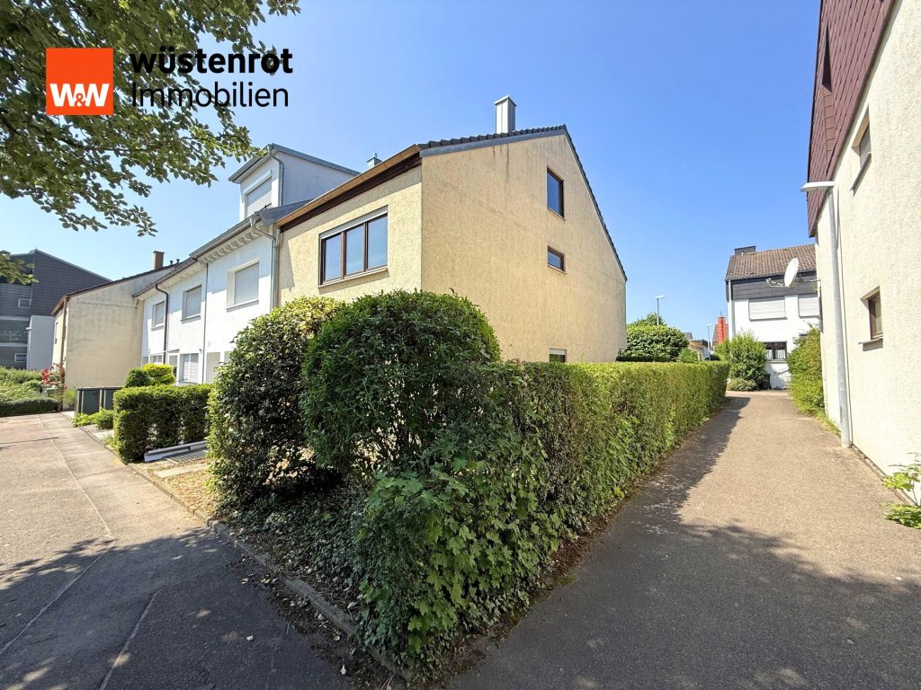 Immobilienangebot - Rutesheim - Alle - Familientraum in Rutesheim – Reiheneckhaus mit Garten, Balkon und Raum für Ihre Wohnträume!