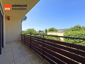 Immobilienangebot - Rutesheim - Alle - Familientraum in Rutesheim – Reiheneckhaus mit Garten, Balkon und Raum für Ihre Wohnträume!