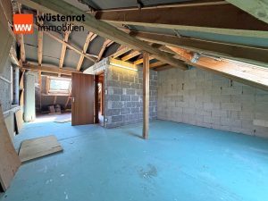 Immobilienangebot - Rutesheim - Alle - Familientraum in Rutesheim – Reiheneckhaus mit Garten, Balkon und Raum für Ihre Wohnträume!