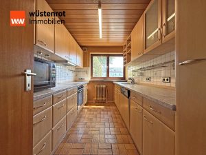 Immobilienangebot - Rutesheim - Alle - Familientraum in Rutesheim – Reiheneckhaus mit Garten, Balkon und Raum für Ihre Wohnträume!