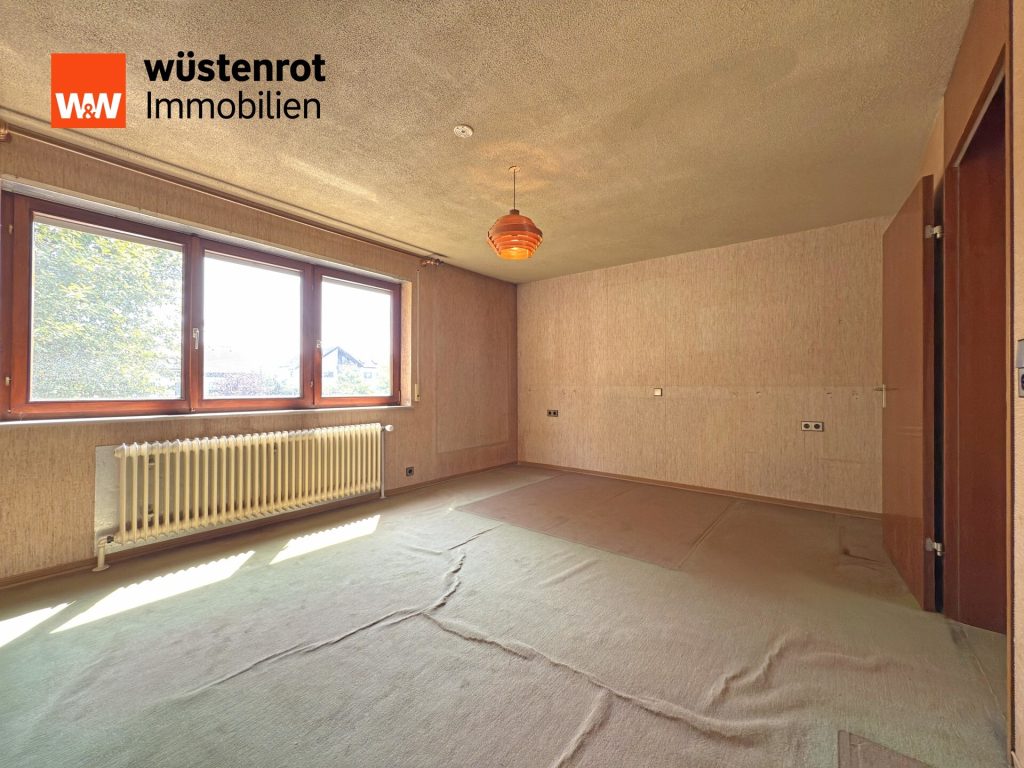 Immobilienangebot - Rutesheim - Alle - Familientraum in Rutesheim – Reiheneckhaus mit Garten, Balkon und Raum für Ihre Wohnträume!