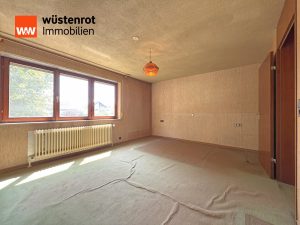 Immobilienangebot - Rutesheim - Alle - Familientraum in Rutesheim – Reiheneckhaus mit Garten, Balkon und Raum für Ihre Wohnträume!