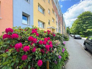Immobilienangebot - Zschopau - Alle - Schöne 4-Raum-Wohnung in sehr gepflegter Wohnanlage mit EBK, Dusche und Balkon - in Zschopau