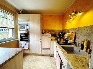 Immobilienangebot - Zschopau - Alle - Schöne 4-Raum-Wohnung in sehr gepflegter Wohnanlage mit EBK, Dusche und Balkon - in Zschopau