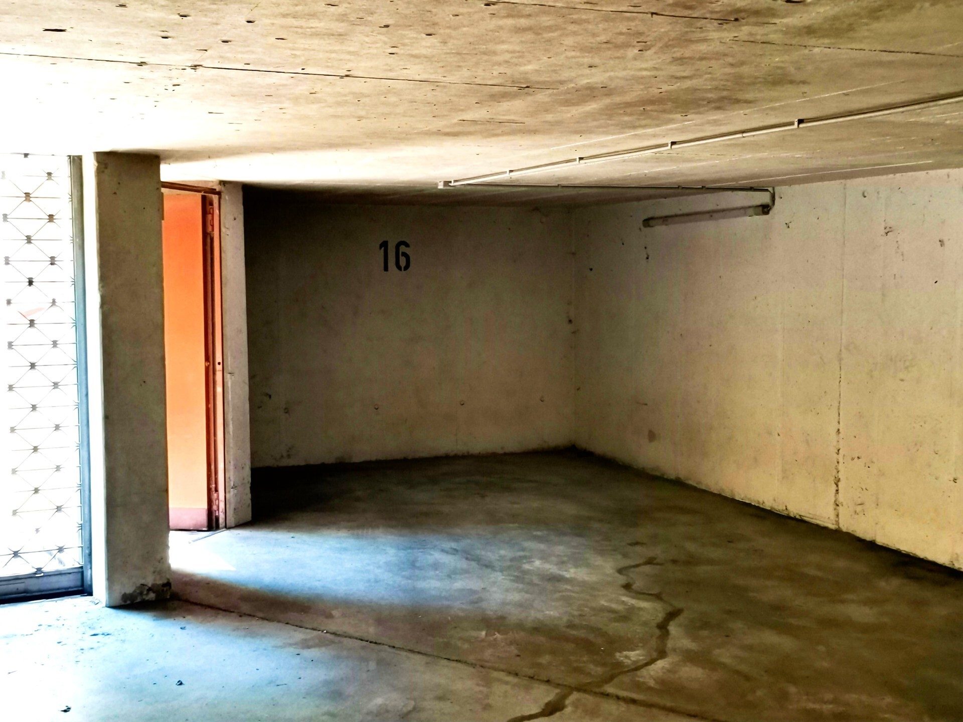 Immobilienangebot - Baden-Baden / Geroldsau - Alle - *BADEN-BADEN GEROLDSAU: Idyllisch gelegene 2 Zimmer DG-Wohnung mit TG-Stellplatz,
2 Balkone*