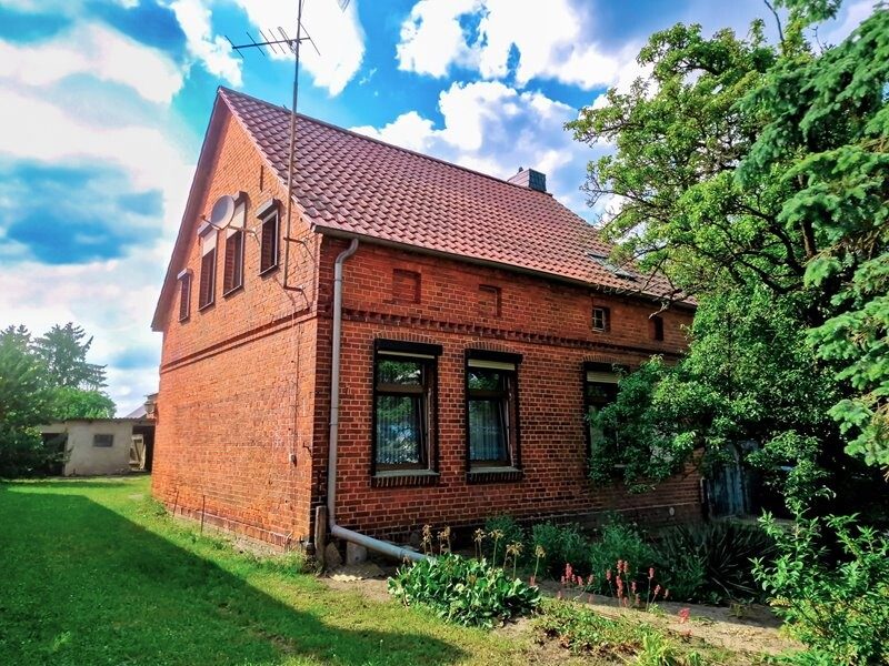 Immobilienangebot - Mahlpfuhl - Alle - Handwerkerobjekt mit schönem Grundstück in Mahlpfuhl bei Tangerhütte
