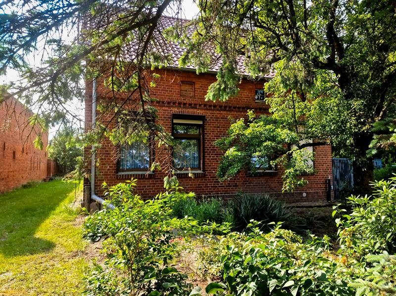 Immobilienangebot - Mahlpfuhl - Alle - Handwerkerobjekt mit schönem Grundstück in Mahlpfuhl bei Tangerhütte