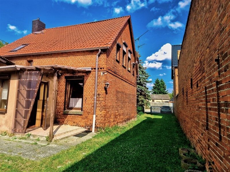 Immobilienangebot - Mahlpfuhl - Alle - Handwerkerobjekt mit schönem Grundstück in Mahlpfuhl bei Tangerhütte