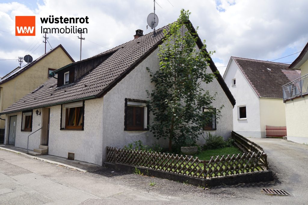 Immobilienangebot - Bad Buchau - Alle - Charmantes Häusle zum Preis einer Wohnung!